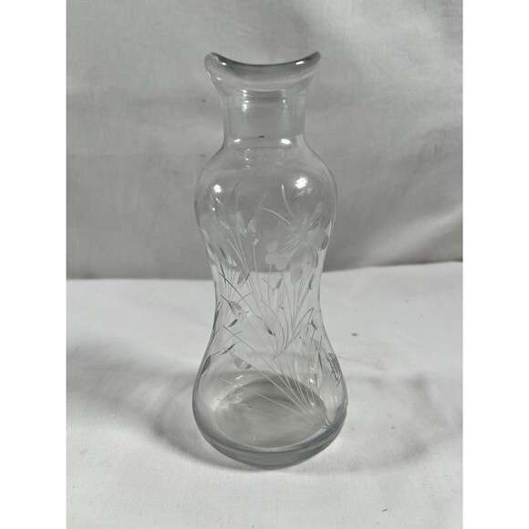 Vintage Crystal Etched Glass Handcrafted Oil Vinegar Bottle No Stopper Signed - Picture 7 of 11